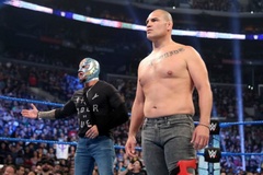 Trước Tyson Fury và Cain Velasquez, bao nhiêu võ sĩ đã từng làm khách mời ở WWE?