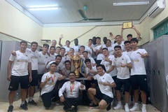 Hà Nội FC dính sự cố hy hữu trong ngày nhận cúp vô địch V.League 2019