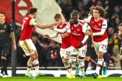 5 phút 2 siêu phẩm đá phạt, Nicolas Pepe giúp Arsenal ngược dòng Vitoria