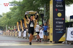 Đánh bại tuyển thủ quốc gia, Lê Quang Hòa chinh phục Longbien Marathon 2019