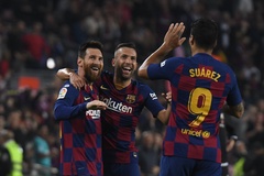 Barca lấy lại ngôi đầu La Liga bằng pha đá phạt thành bàn thứ 50 của Messi