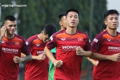Chốt danh sách tuyển Việt Nam đấu UAE: Trọng Hùng, Văn Đại bị loại