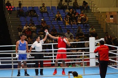 Boxing SEA Games 30: Võ sĩ trẻ Nguyễn Mạnh Cường mở màn pha KO đầu tiên cho Việt Nam
