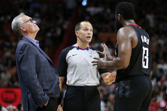 NBA từ chối yêu cầu của Rockets, giải quyết dứt điểm “phantom dunk” của James Harden