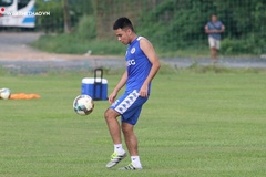 Từ chối Thai League, Đức Huy gia hạn hợp đồng với Hà Nội FC