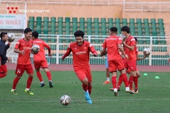 Hai cầu thủ nào sẽ rơi vào vòng xoáy nguy hiểm ở U23 Việt Nam?