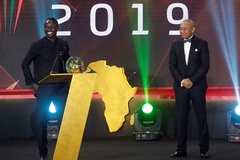 Ngôi sao Liverpool là Cầu thủ châu Phi xuất sắc nhất năm 2019