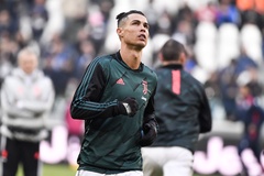 Ronaldo khoe cơ bắp cuồn cuộn trước trận Juventus vs Roma