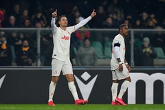 Ronaldo lập kỷ lục ghi bàn top 5 châu Âu khi Juventus thua sốc