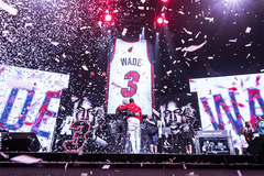 Miami Heat chính thức treo áo Dwyane Wade, bảo toàn di sản bất diệt của "The Flash"