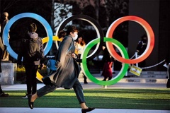 Thủ tướng Nhật Shinzo Abe muốm cấm mọi hoạt động VH-TT để giữ Olympic