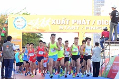 Tiền Phong Marathon 2020 đóng đăng ký, quyết tâm tổ chức đúng ngày khiến dân chạy háo hức