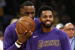 Los Angeles Lakers chia tay Troy Daniels, mở một suất trong đội hình chờ "viện binh" xuất hiện