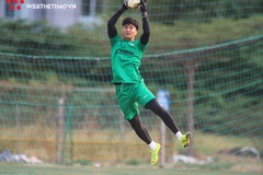 Cựu tuyển thủ U23 Việt Nam trở lại SLNA, tránh phận "người thừa"
