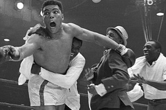 Huyền thoại boxing Muhammad Ali là ai?