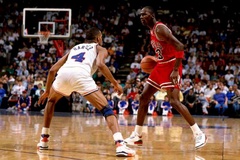 Tròn 30 năm trận đấu 69 điểm của Michael Jordan