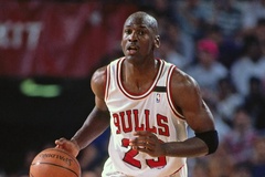 Michael Jordan suýt phải giải nghệ ngay sau mùa giải tân binh
