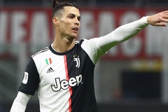 Ronaldo bị cáo buộc rò rỉ tin đồng đội nhiễm bệnh để "trốn" về Italia