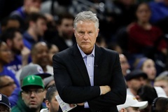 HLV Philadelphia 76ers bị sa thải sau khi thua trắng Boston Celtics