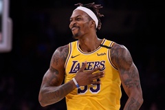 LA Lakers thở phào nhẹ nhõm vì quyết định của Dwight Howard