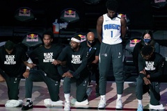 Cả NBA quỳ gối hát quốc ca, ngoại trừ Jonathan Isaac