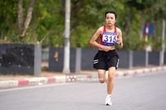 “Ớt tiêu” HCB SEA Games 32 Lê Thị Tuyết săn giải thưởng phá kỷ lục Mekong Delta Marathon Hậu Giang 2023