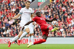 Sadio Mane đánh dấu cột mốc ghi bàn cho Liverpool ở Anfield