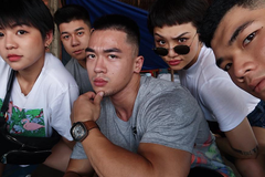 Bạn trai tin đồn của Miu Lê là dân chơi giày bóng rổ "có số" tại Hà Nội