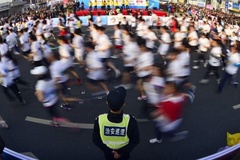 Trung Quốc dùng công nghệ nhận dạng đối phó nạn chạy marathon gian lận bib không chính chủ 