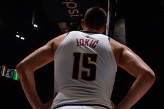 Nhìn lại 26 điểm cùng 9 rebounds xuất sắc của Nikola Jokic trước Toronto Raptors