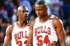 5 cầu thủ ghét cay ghét đắng việc làm đồng đội của Michael Jordan