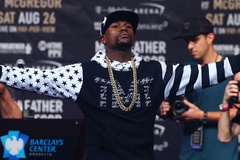 Floyd Mayweather bước vào danh sách tỷ phú thể thao