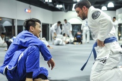Tự tập Brazilian Jiu-jitsu, nên hay không? 