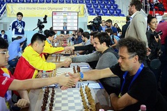 Giải cờ vua đồng đội thế giới: Việt Nam lần đầu thua sau 4 trận