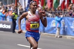 41 tuổi vẫn dự marathon Olympic