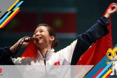 Những khoảnh khắc dễ thương của "nữ hoàng" kiếm thuật Thúy Vi