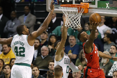 NBA 2017-18: Không Irving, đã có Al Horford giúp Celtics tiếp tục bất bại
