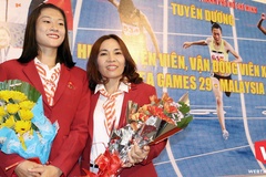 HLV Thanh Hương và Tú Chinh hết lời ngợi ca Cúp Chiến thắng 2017