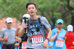 Vừa chạy vừa livestream: Xu hướng tham dự marathon 2018