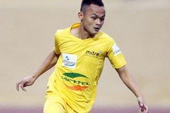 Tiền vệ Thanh Hóa lập siêu phẩm theo phong cách của Berbatov