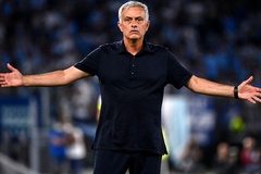 Mourinho buộc tội trọng tài và VAR khi Roma thua trận derby