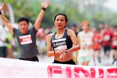 Nguyễn Thị Oanh có thể tranh HCV 42,195km SEA Games 2027 sau chức vô địch Techcombank Hanoi Marathon 2022?