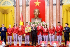 Nguyễn Thị Oanh vinh dự nhận Huân chương Lao động hạng Nhì sau kỳ tích SEA Games 32