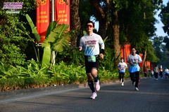 Diễn viên Nhan Phúc Vinh ‘đốt cháy” đường chạy Giải Bán Marathon Quốc tế Việt Nam 2023 tài trợ bởi Herbalife Nutrition