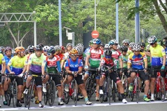 Gần 250 VĐV dự Giải đua xe đạp phong trào TP HCM mừng xuân Tân Sửu 2021
