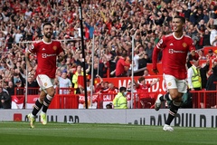 Ronaldo ca ngợi bầu không khí kỳ diệu ở Old Trafford khi ra mắt MU