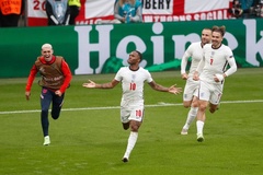 Sterling và trung vệ tuyển Anh nhận điểm cao nhất trận gặp Đức