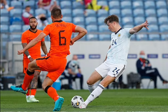 HLV tuyển Hà Lan gây sốc khi nhầm cầu thủ không gọi cho Euro 2021