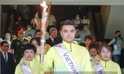 Ngọn lửa thiêng SEA Games 31 bùng cháy trước cuộc so tài của 7000 VĐV