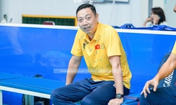 HLV Nguyễn Trọng Linh dẫn dắt đội tuyển bóng chuyền nữ U20 Việt Nam tại giải vô địch châu Á